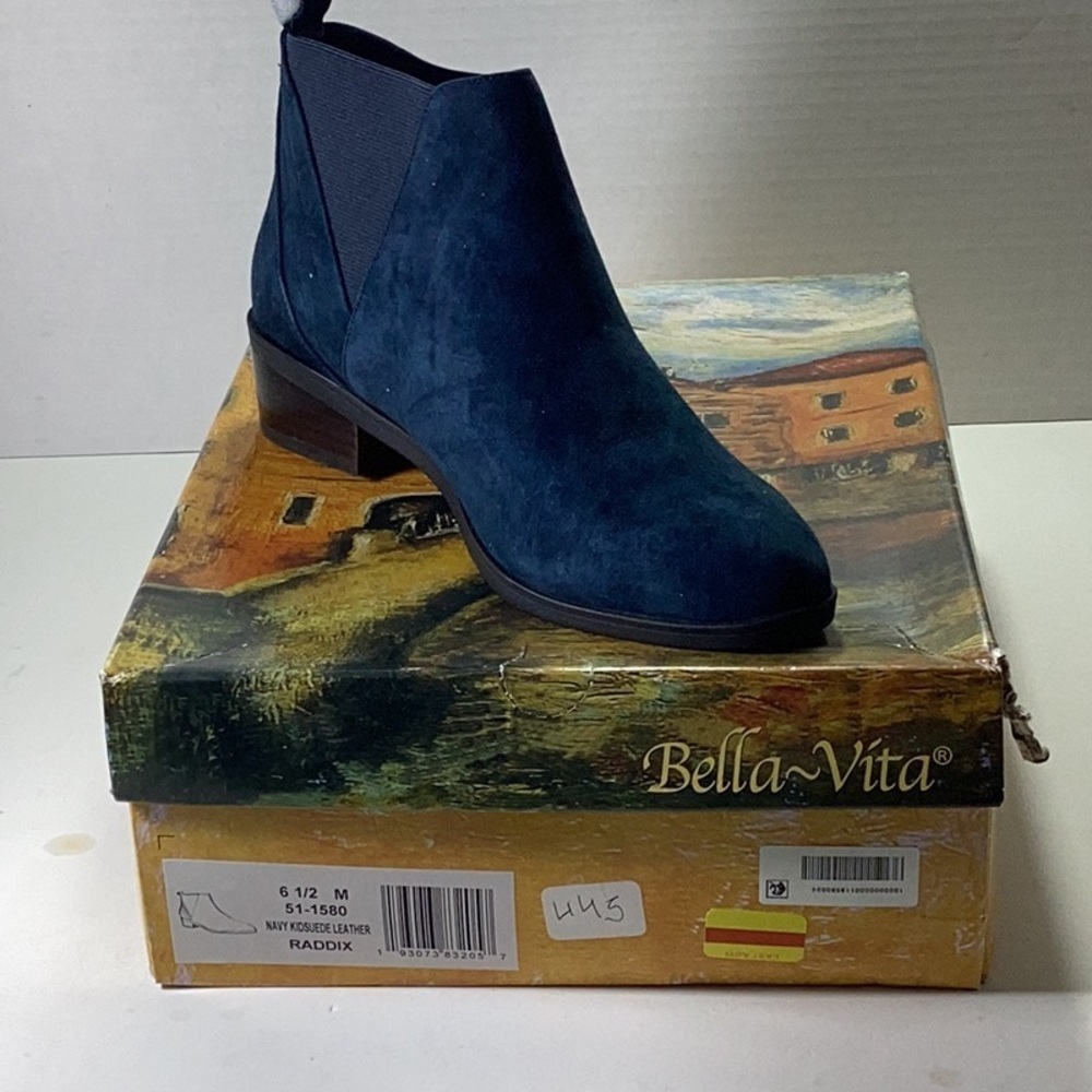 Boot - Picture 7 of 9